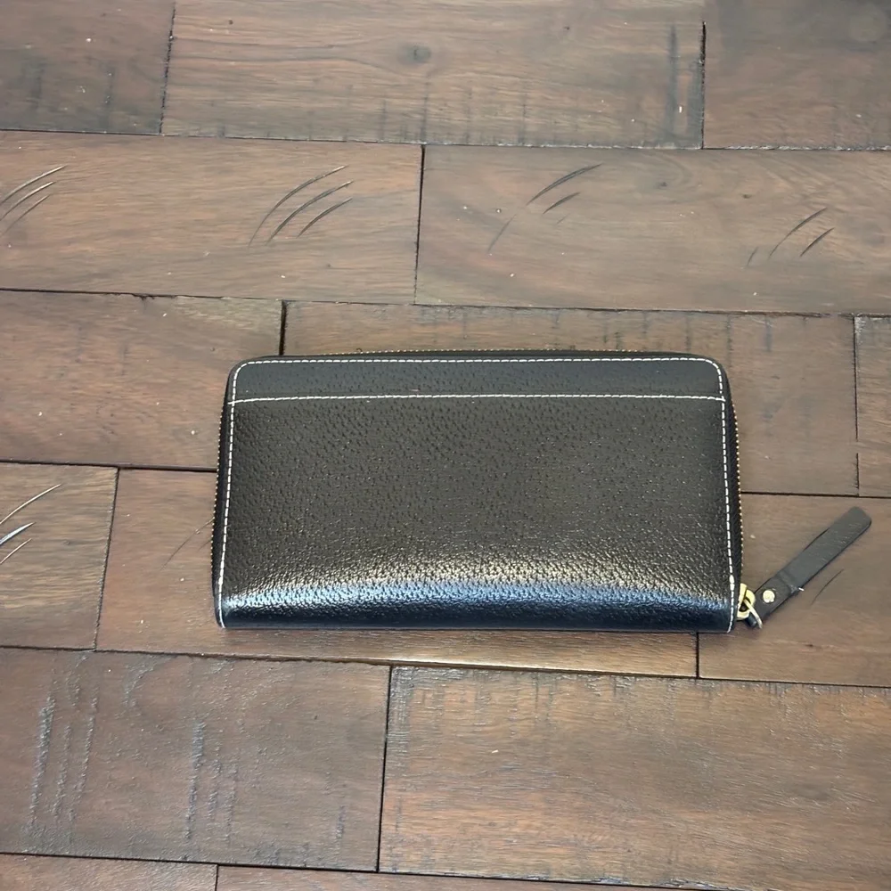 Kate Spade‎ New York Continental Wallet black with pink inside Good Condition